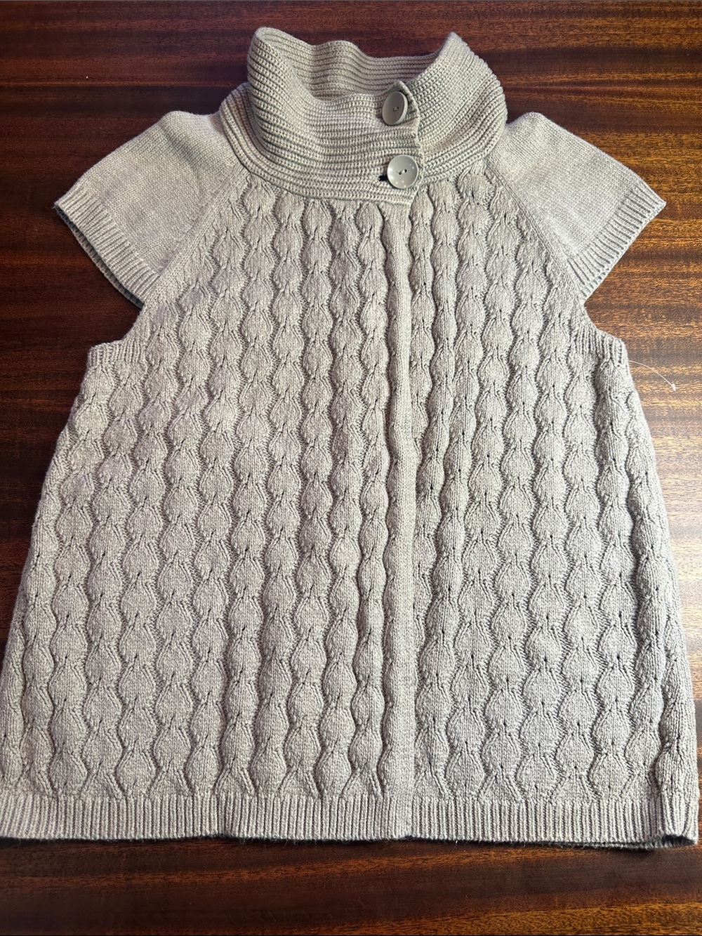 Cable-Knit Short-Sleeve Turtleneck Sweater - Gray